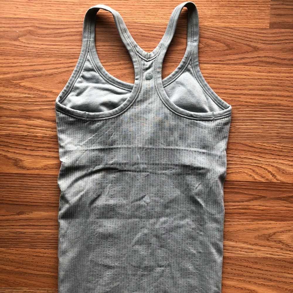 Lululemon tank top
